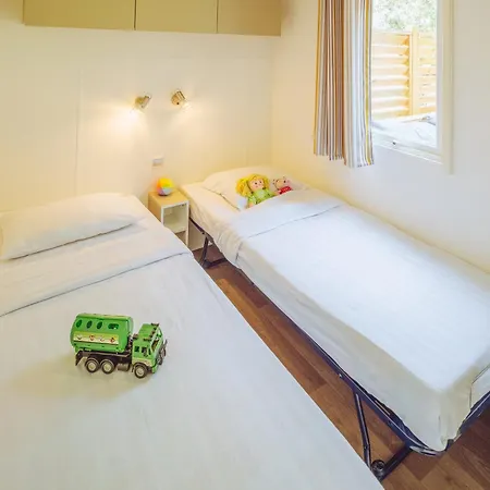 Camping La Vallee - Roan אתר קמפינג הולגאט