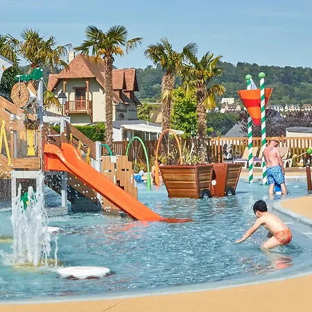 Camping La Vallee - Roan *