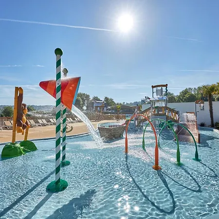Camping Camping La Vallee - Roan *